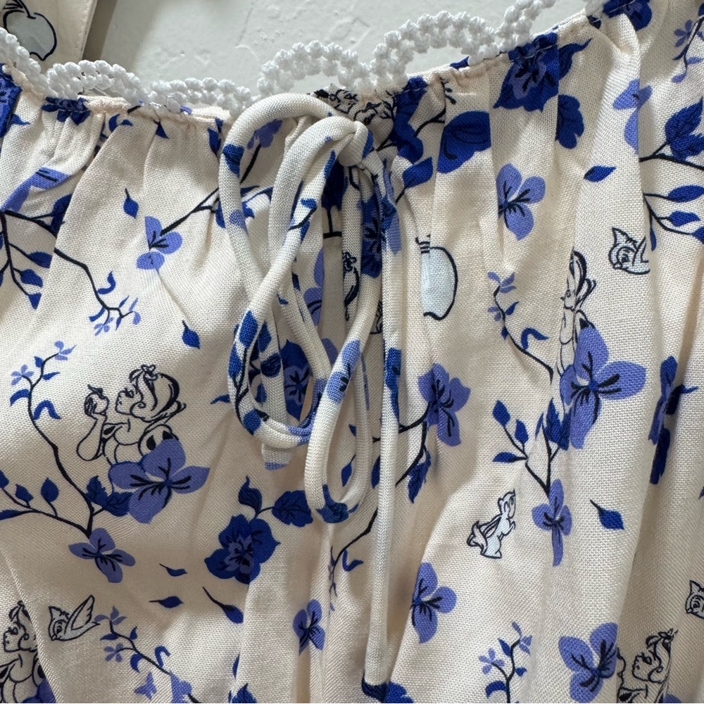 Box Lunch Disney Snow White & Seven Dwarfs Floral Allover Print Dress Plus 3X - Picture 10 of 16